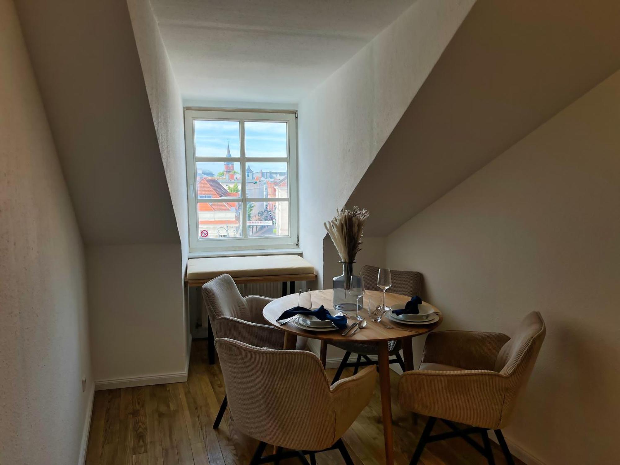 Nr 2 Modernes Apartment In Historischer Marktplatzlage 56 Qm # Cosiness Company 22 Schwerin  Exterior photo