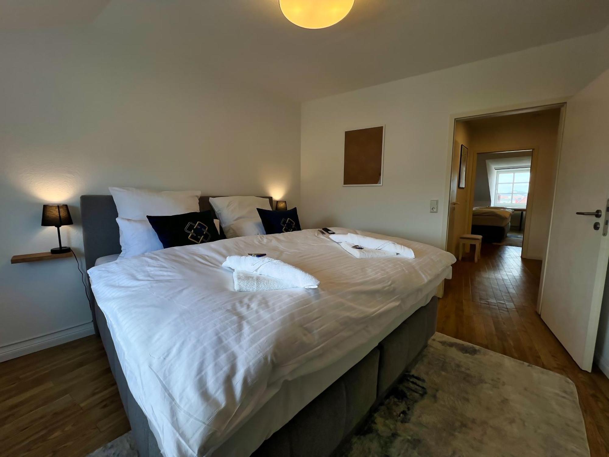 Nr 2 Modernes Apartment In Historischer Marktplatzlage 56 Qm # Cosiness Company 22 Schwerin  Exterior photo